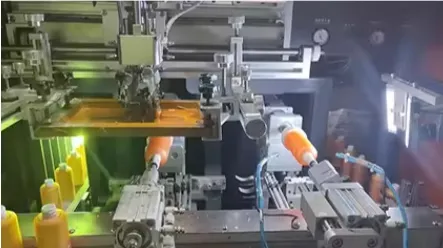 Изготовленная на заказ прозрачная стеклянная косметическая упаковка пустые круглые флаконы для духов с распылителем